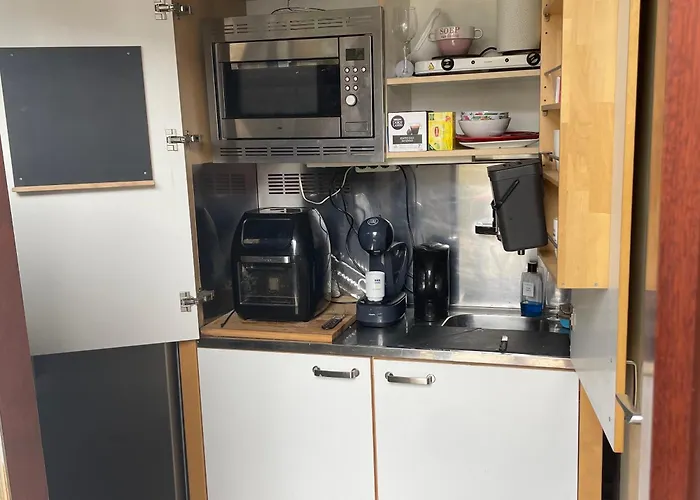 1-2 P Near Airport Ams Freeparking منزل للإقامة *