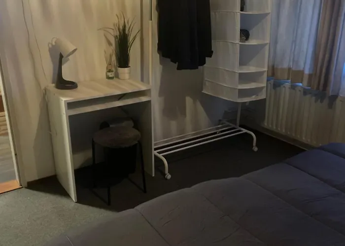 1-2 P Near Airport Ams Freeparking منزل للإقامة Roelofarendsveen