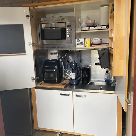 1-2 P Near Airport Ams Freeparking ホームステイ *